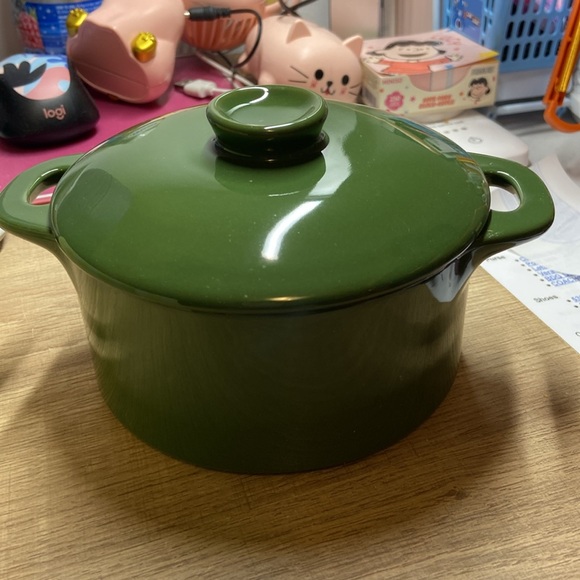 New in box Brocc your Body Mini round ceramic cocotte set - Picture 4 of 12